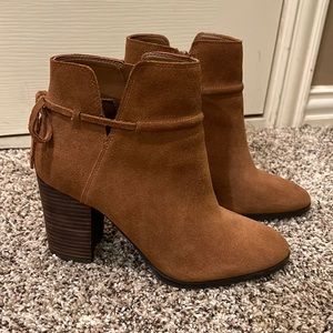 Brown Gibson Latimer Boots size 9